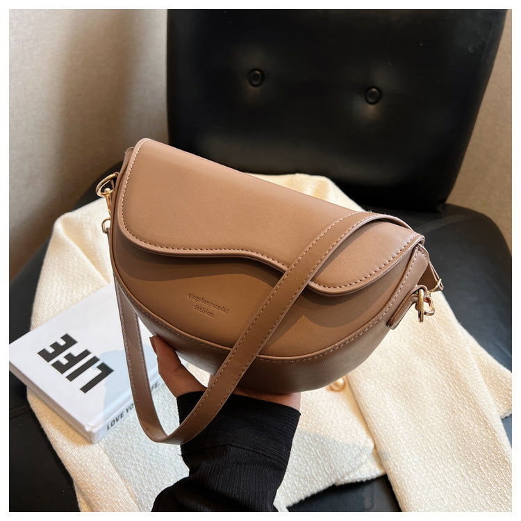 Wholesale One-shoulder Crossbody Fashionable Wide Shoulder Strap Bag