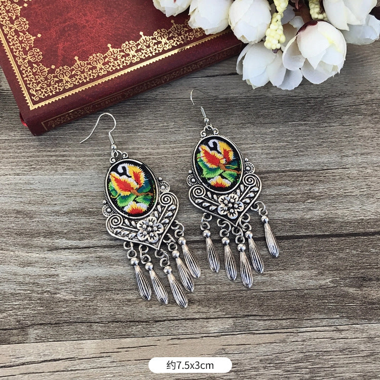 Wholesale Chinese Retro Alloy Earrings