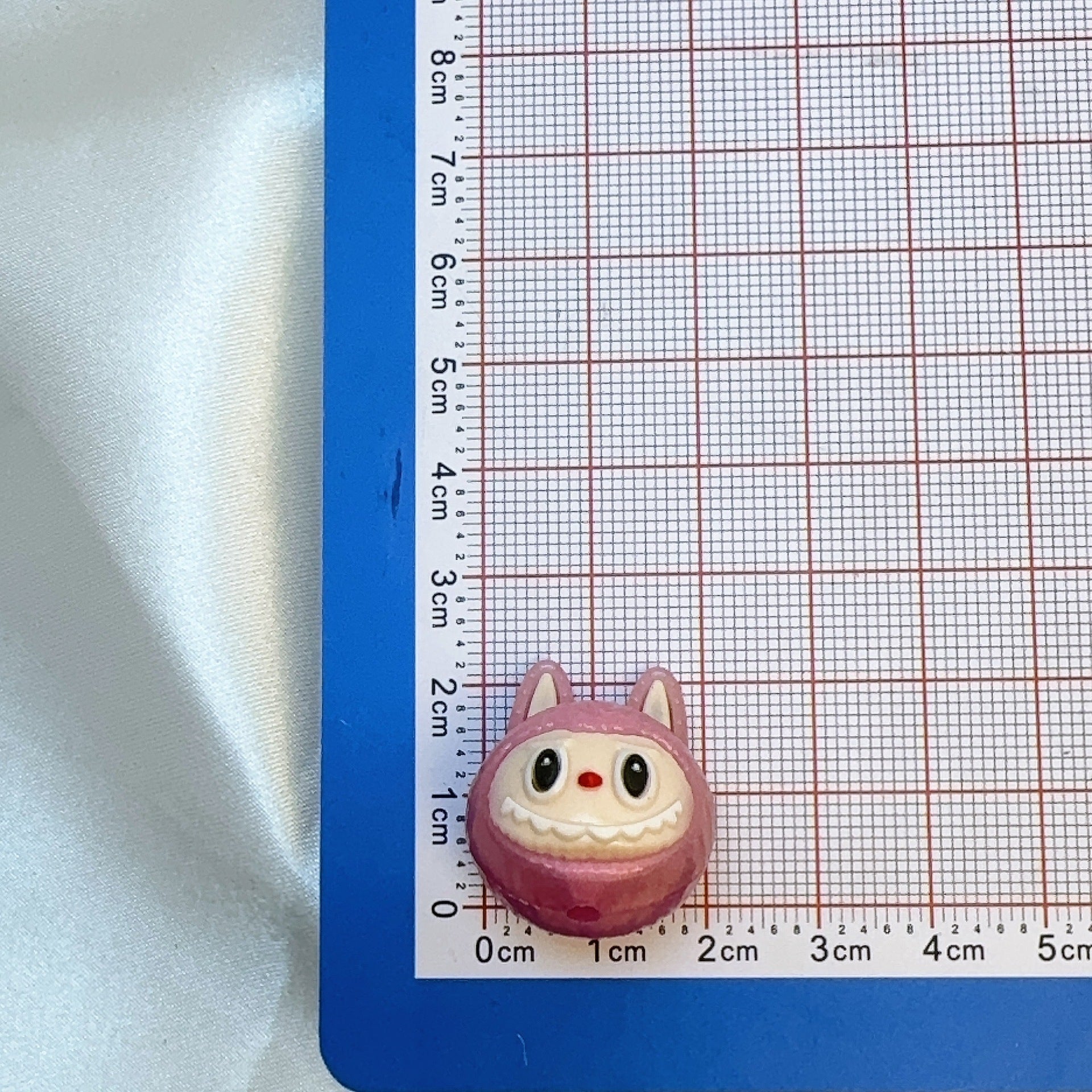 Wholesale 5pcs/pack DIY Soft Rubber Straight Hole Beads for Mobile Phone Chain Monster Doll OLY Exclusive