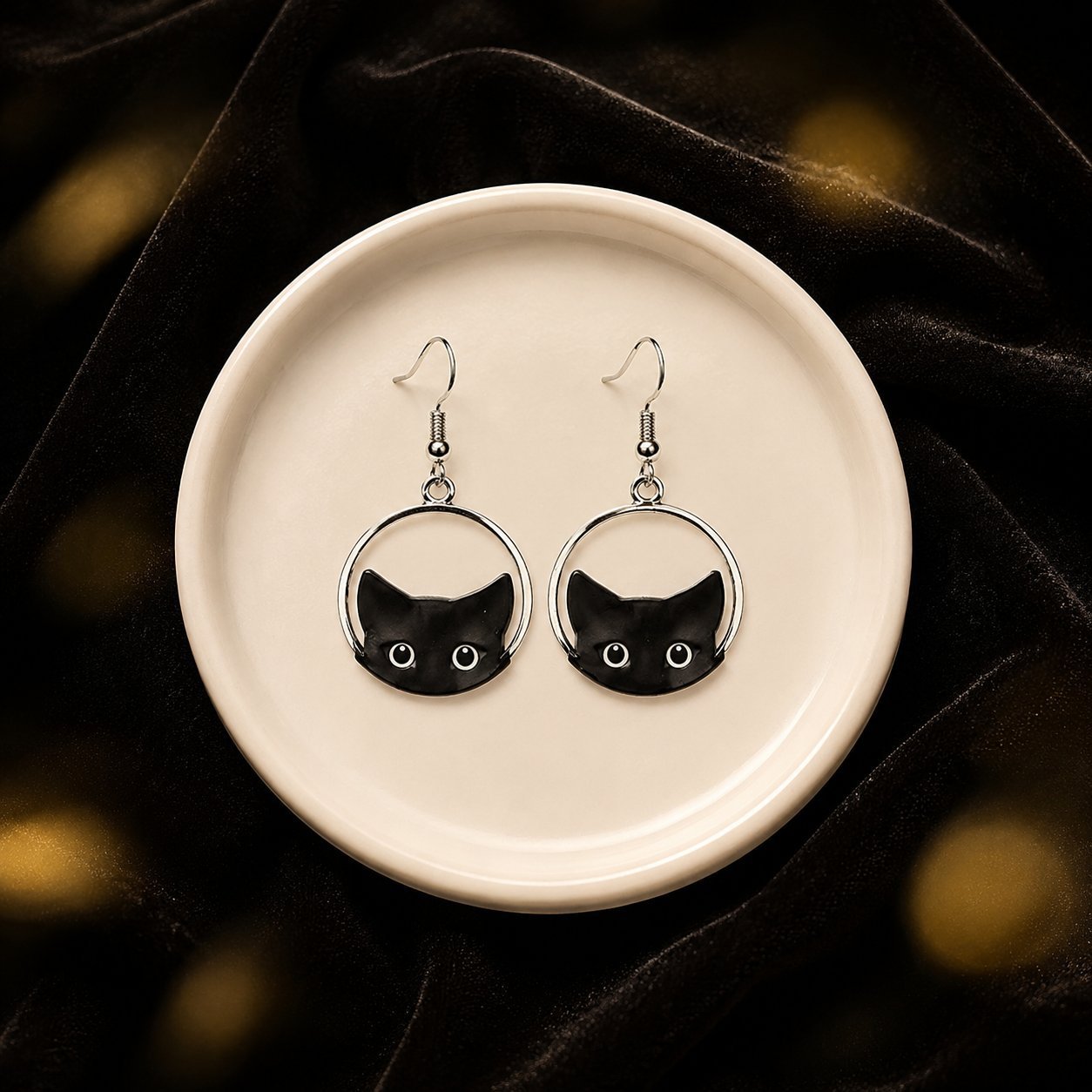 Wholesale Alloy Cat Earrings Hollow Out Black Cat Shape Gift Fashion Accessory