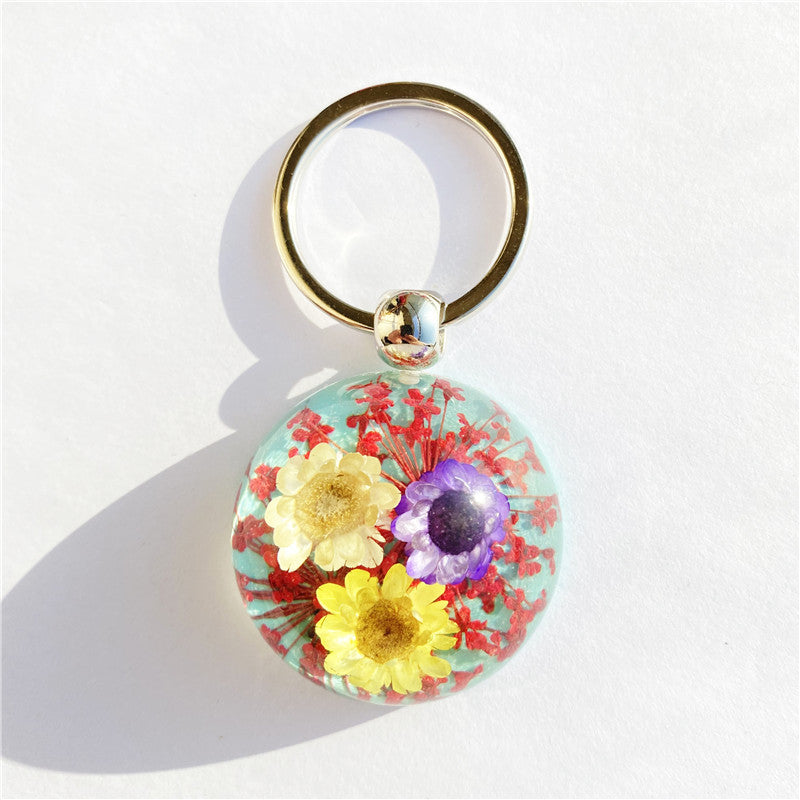 Wholesale 6pcs Hemispherical Glue Dried Flower Keychain