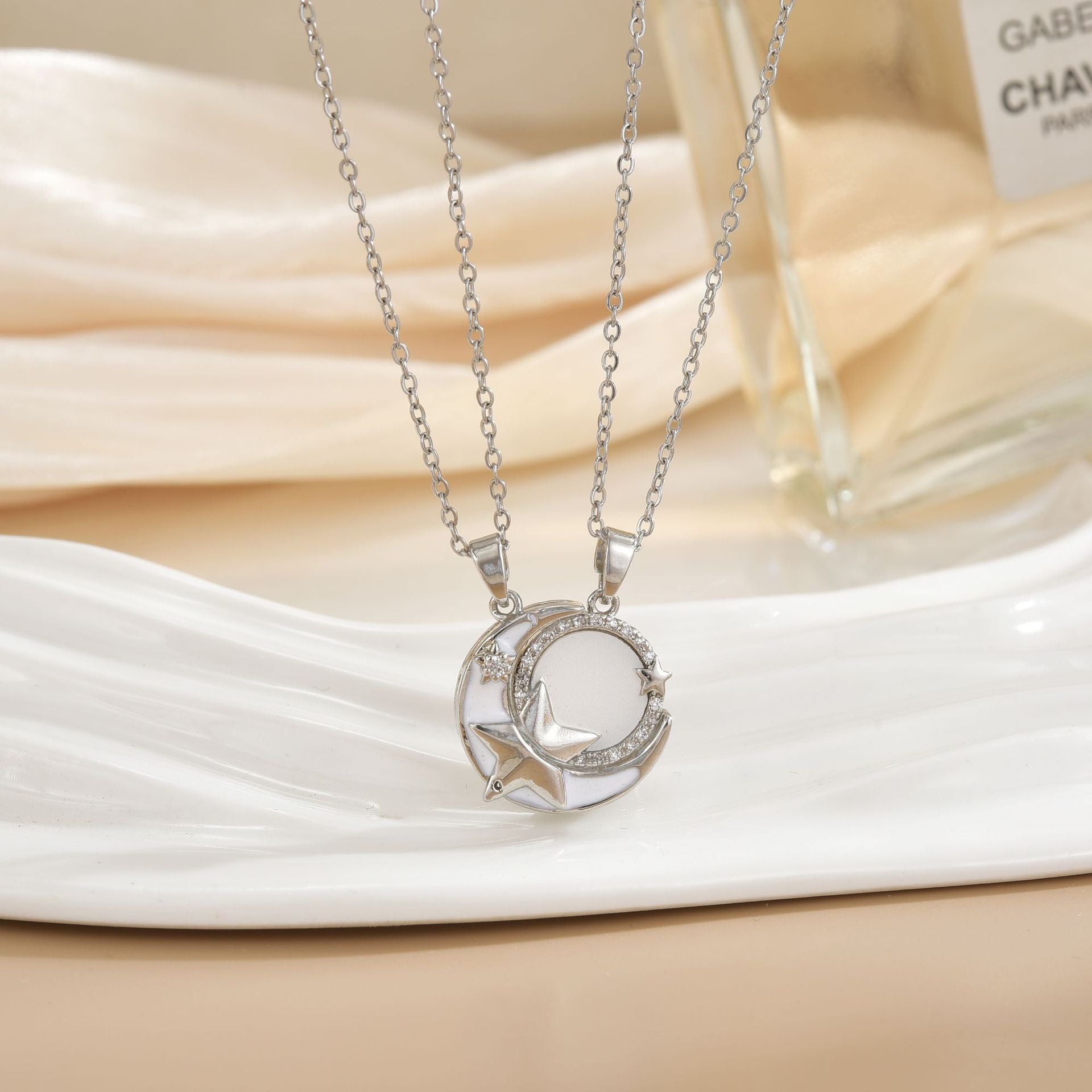 Wholesale Magnetic Sun Moon Titanium Steel Necklace