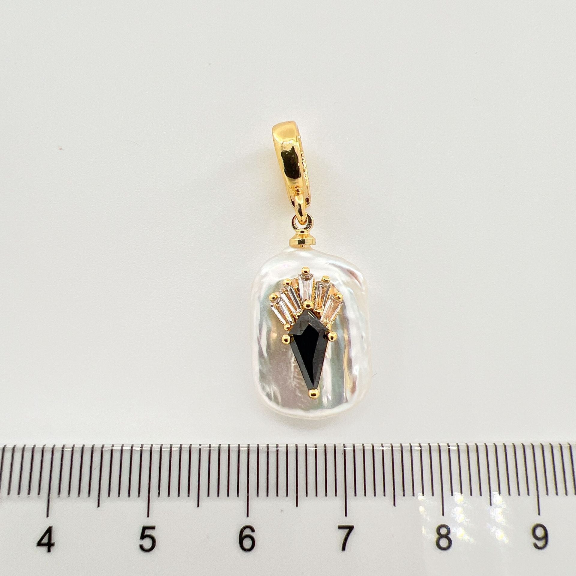 Wholesale Copper gold plated inlaid pearl shell cross butterfly heart pendant