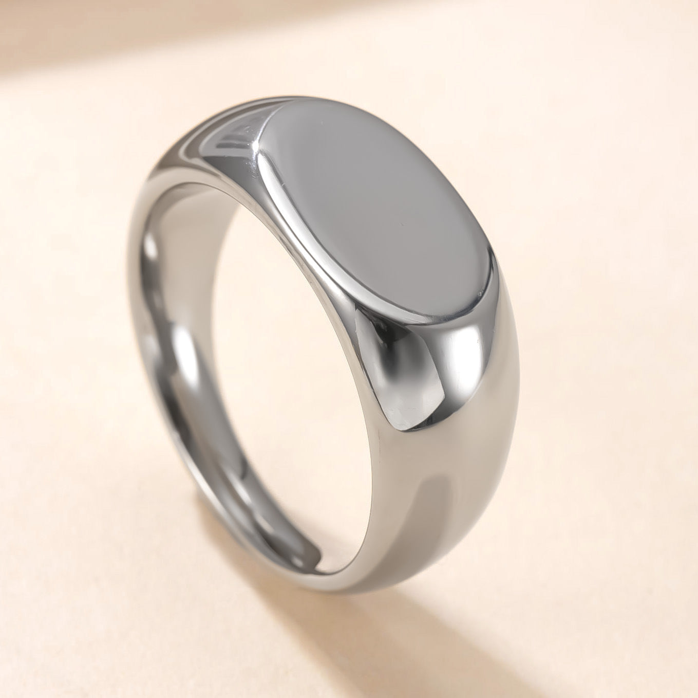 Wholesale Titanium steel ring cast oval polished couple ring