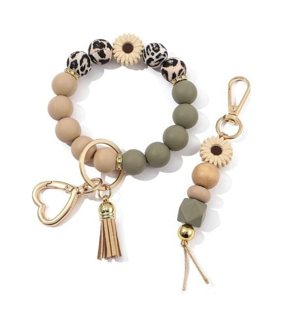 Wholesale 2 Pack Chic Silicone Bead Bracelet Keychain Set With Key Ring Handmade Fashion Accessory For Boutique Resale