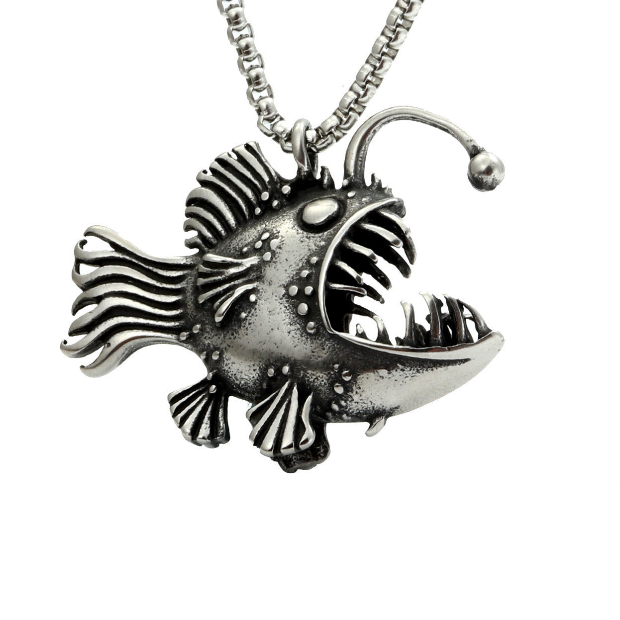 Wholesale Street hip hop retro men's stainless steel fish necklace