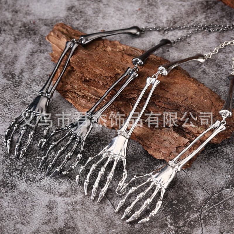 Wholesale  exaggerated hip-hop punk skeleton hand necklace