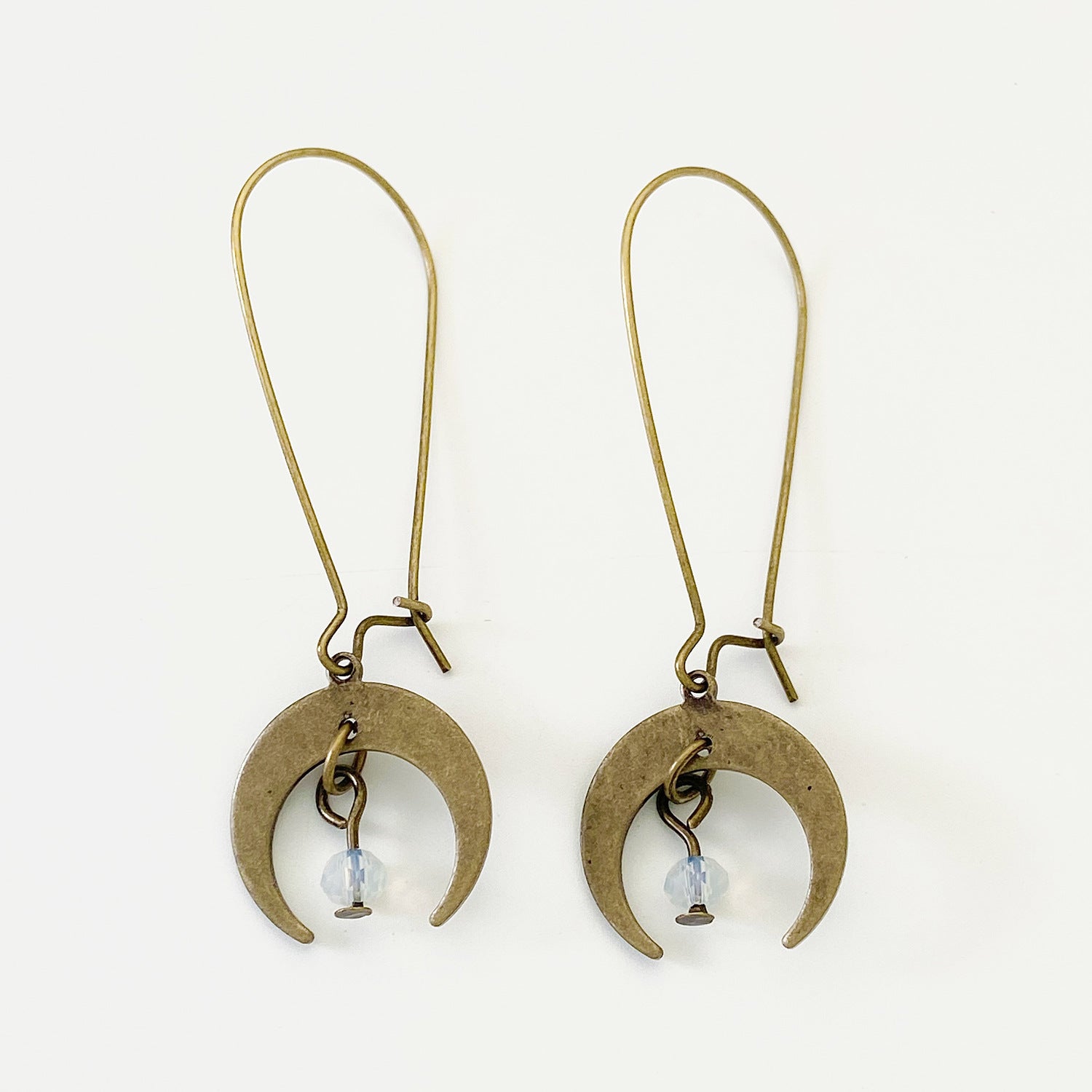 Wholesale Alloy Vintage Green Bohemian Hollow Flower Leaf Earrings For Women Party Gift