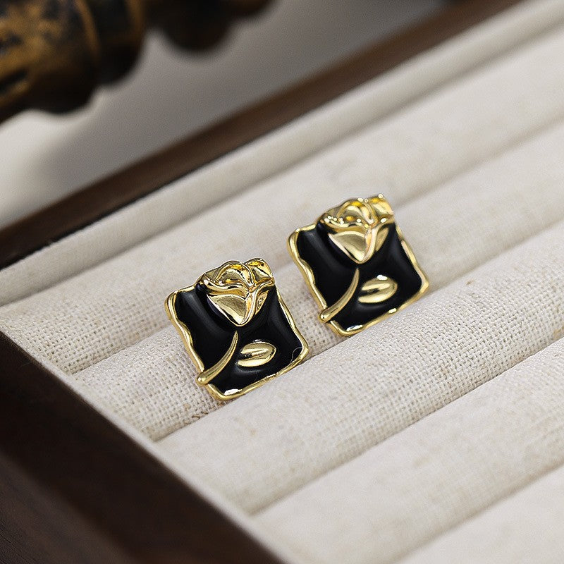 Wholesale French Retro Vintage Flower Pearl Earrings