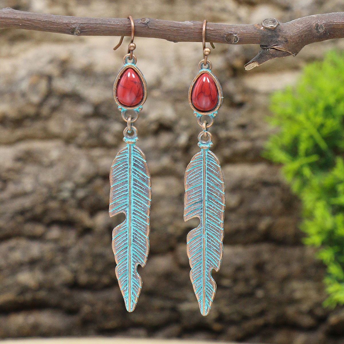 Wholesale Simple Retro Long Leaf Pendant Turquoise Earrings
