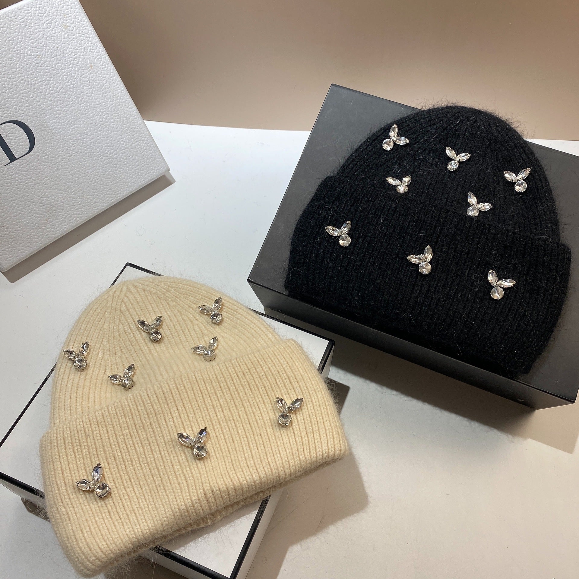 Wholesale Fashion Warm Rhinestone Rabbit Fur Double Folding Knitted Hat