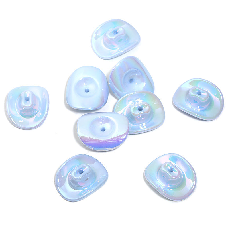 Wholesale Random 100pcs/pack  Acrylic Western Cowboy Hat Perforated Beaded Hat  3D Focal Beads