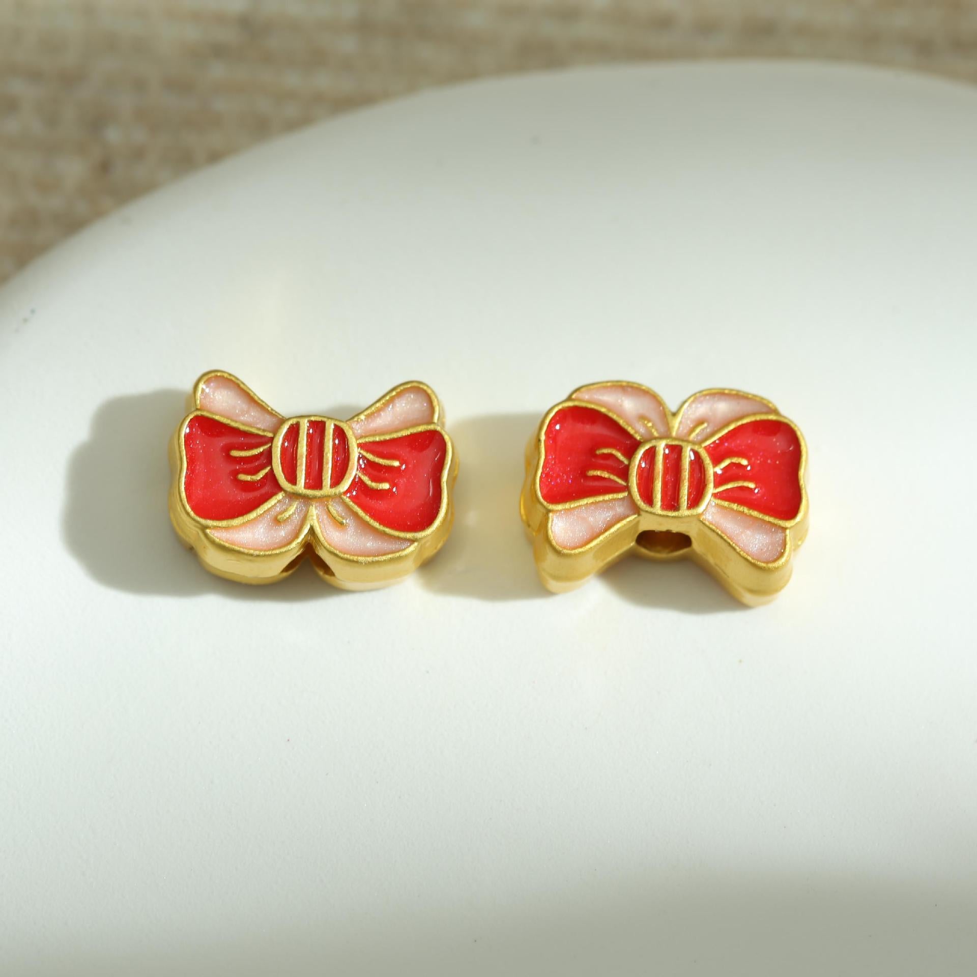 Wholesale Lily Flower Butterfly Cartoon Pendant