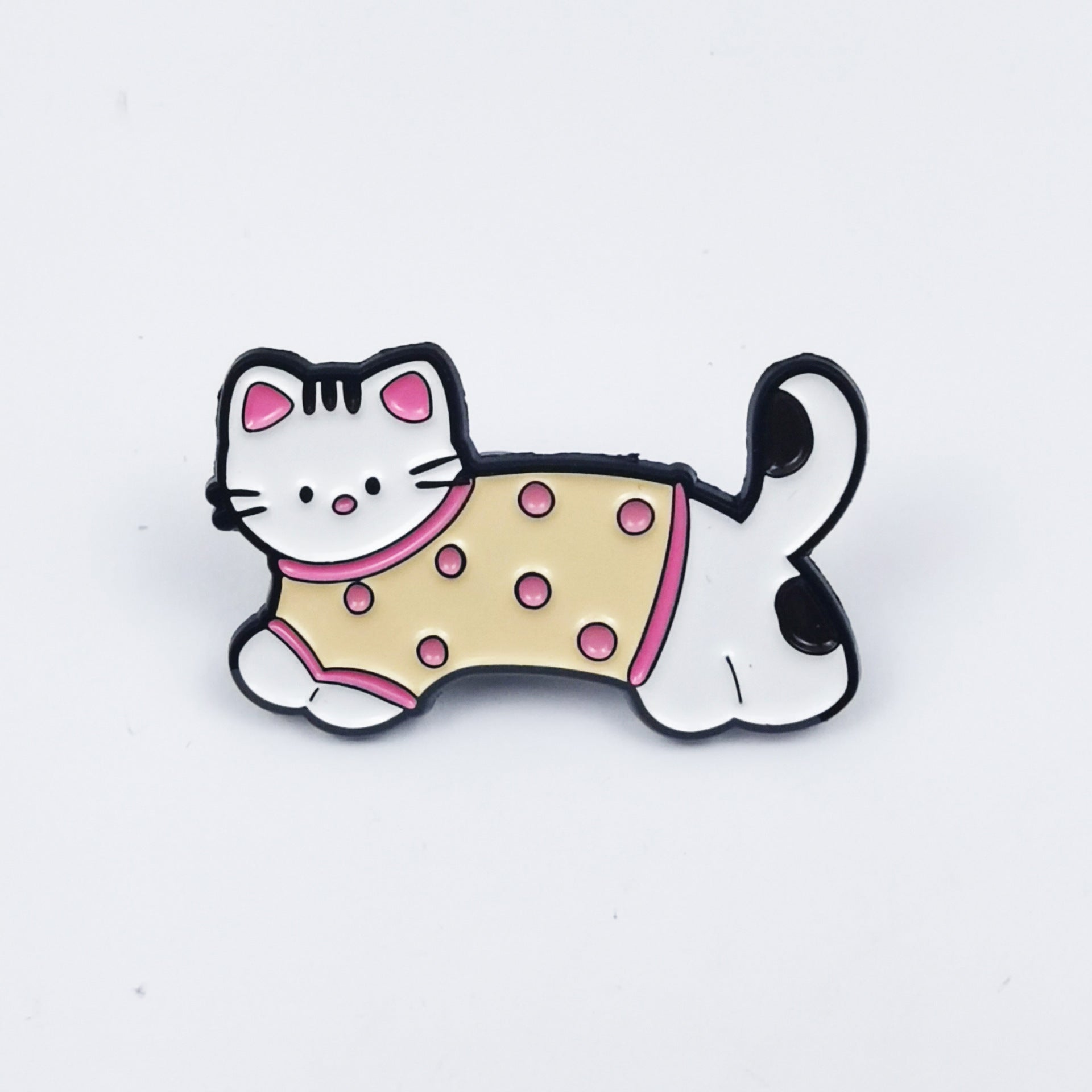Wholesale Cute and able sausage dog cat alloy cartoon brooch