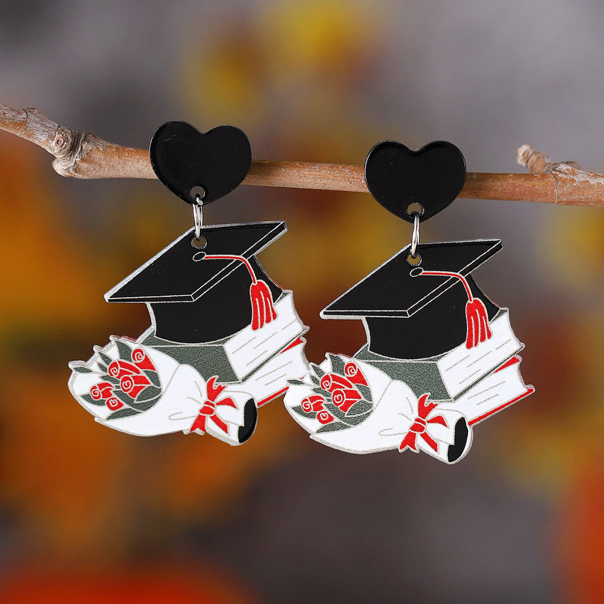 Acrylic pendant earrings for the graduation season of the school season