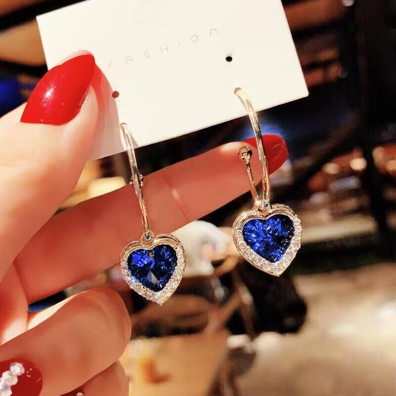 Wholesale Anti-allergy earrings women's light luxury niche design earrings temperament high-end earrings Valentine's Day gift