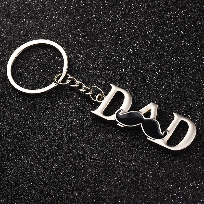 Wholesale Metal Father's Day and Mother's Day MOM English Letter Keychains