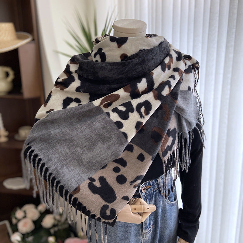 Wholesale Imitation Cashmere Double Sided Printed Scarf Leopard Print Tassel Warm Shawl