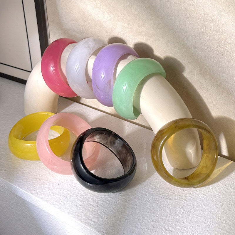 Wholesale Simple Resin Color Irregular S-shaped Wide Bracelet