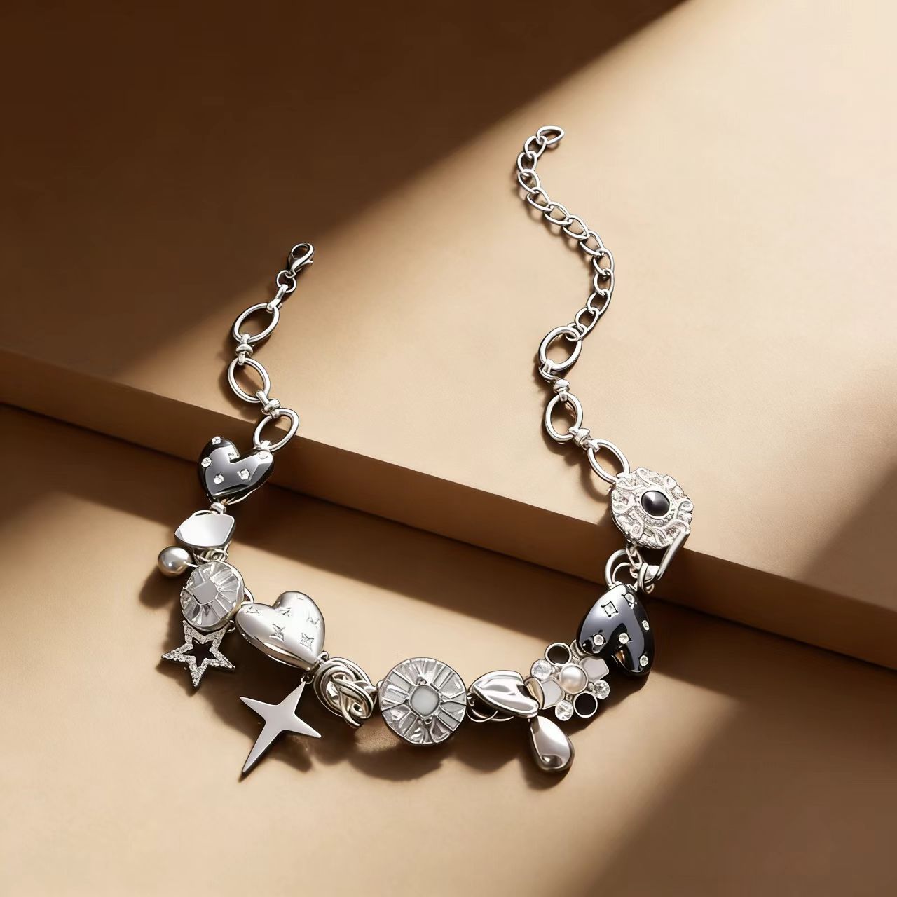 Wholesale Punk style heart-shaped flower star pendant necklace