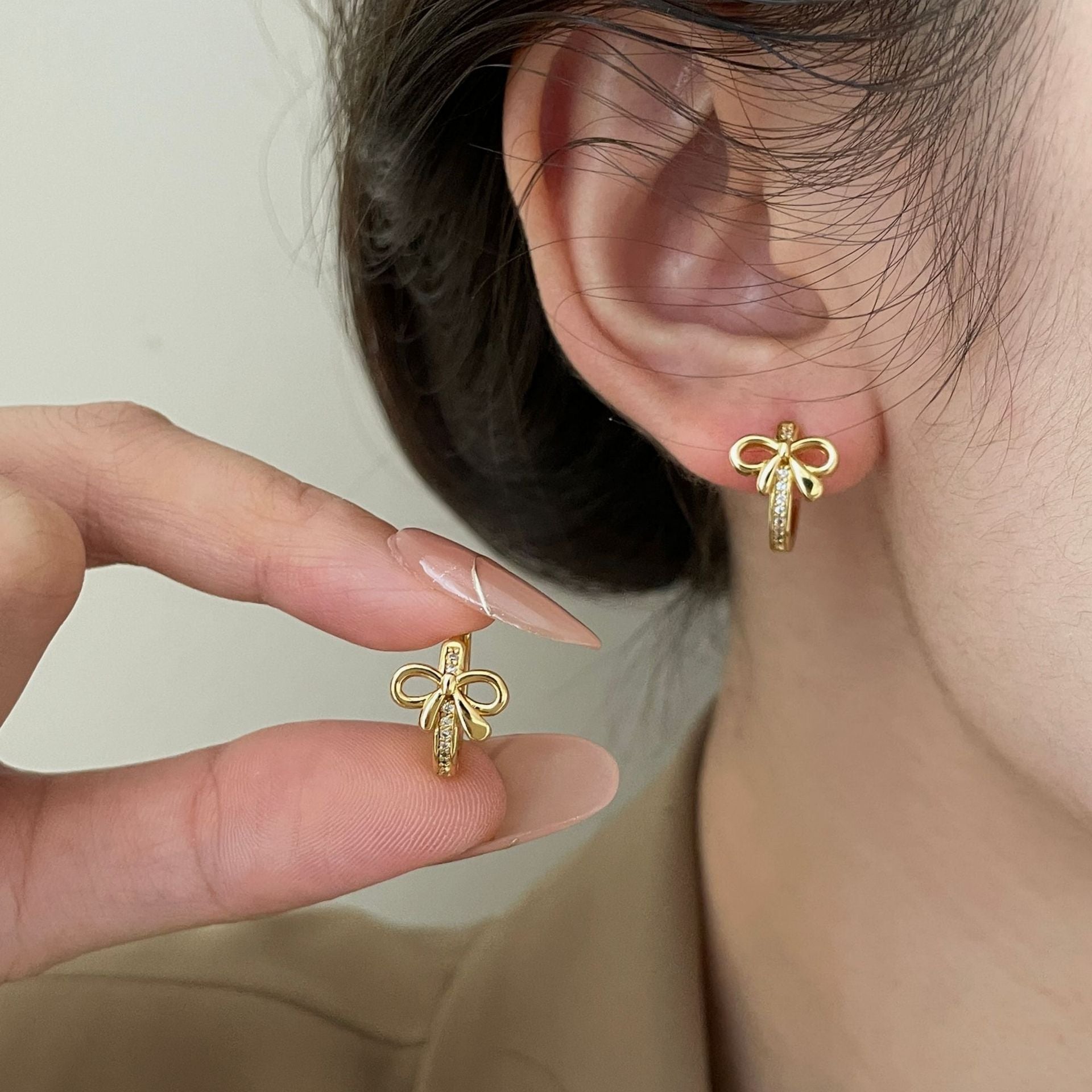 Wholesale Zircon Small Fresh Bow Earrings Simple Versatile Women' s Earrings