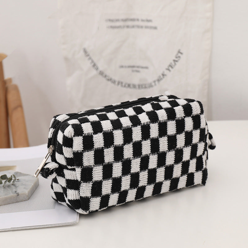 Wholesale Checkerboard Wool Cosmetic Bag