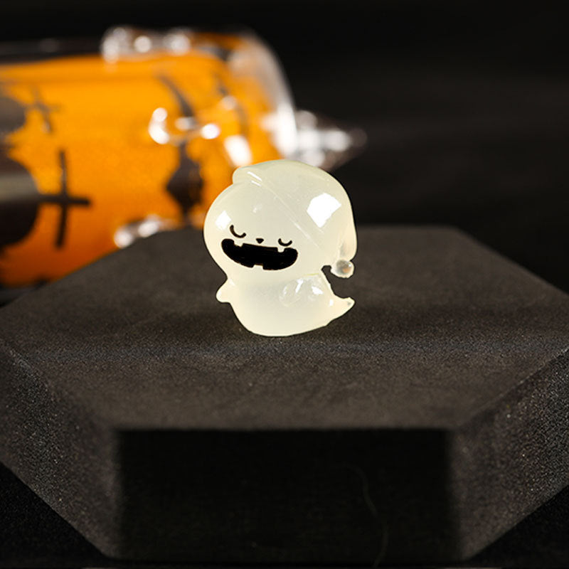 Wholesale Cute Resin  Ghost Cat Figurine – Glow-in-the-Dark DIY Pendant for Home Decor,  Party Gift,  Craft Supply