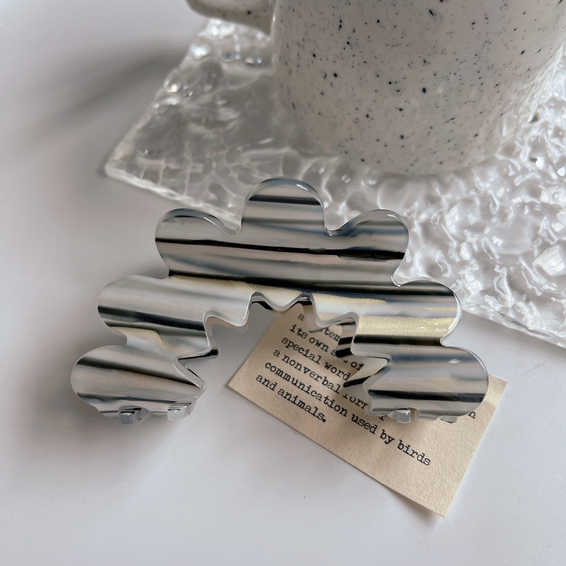 Wholesale Wavy Flower Acetate Grippers