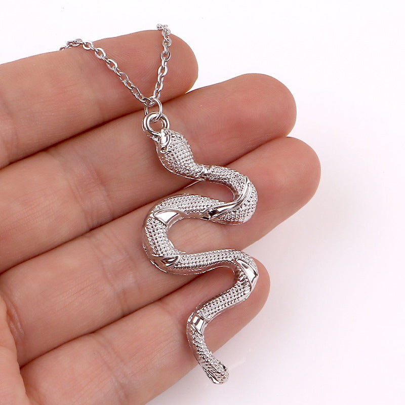 Wholesale snake element necklace  sweater chain ladies