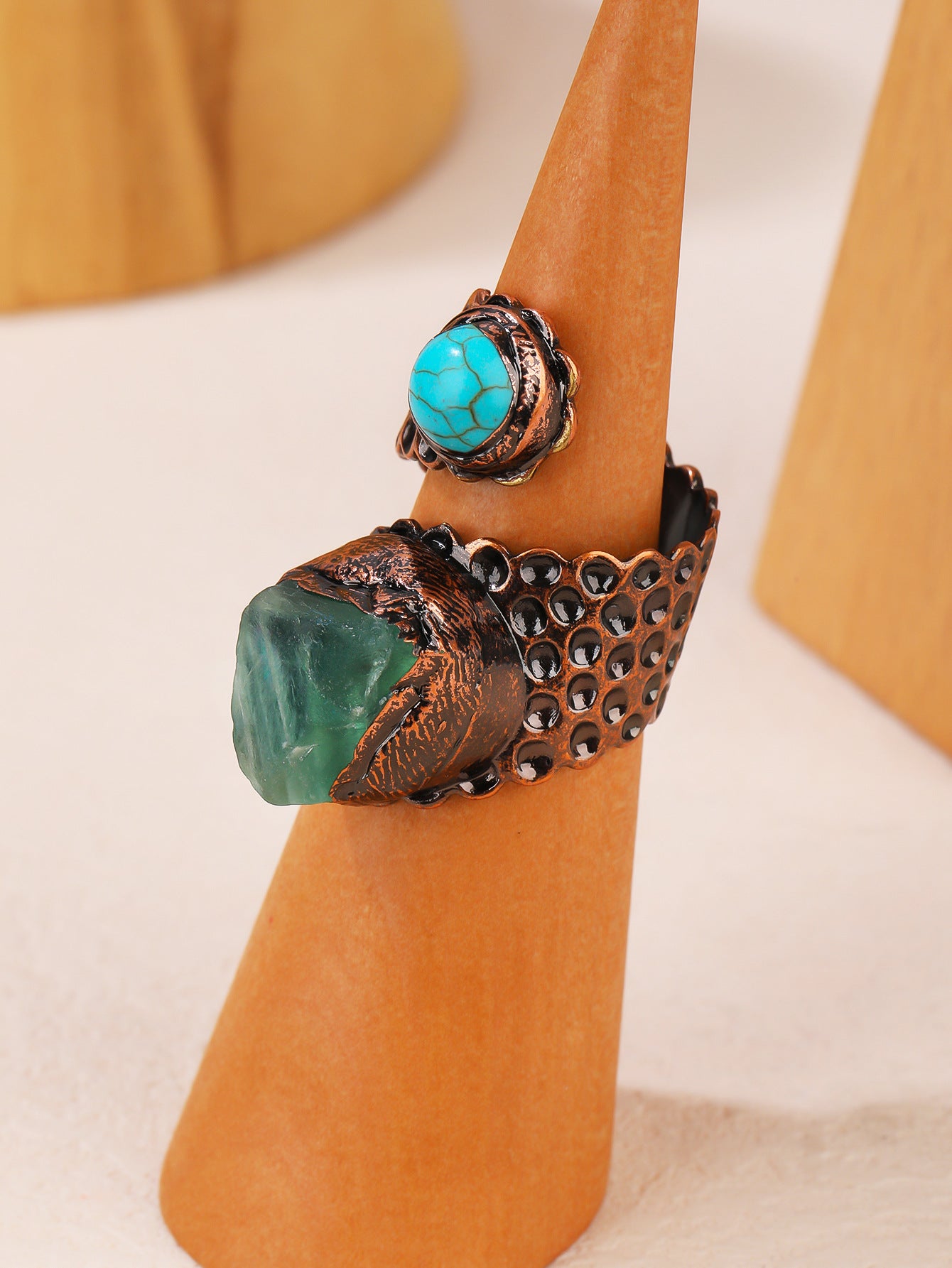 Wholesale Vintage style green fluorite adjustable bronze double head snake ring