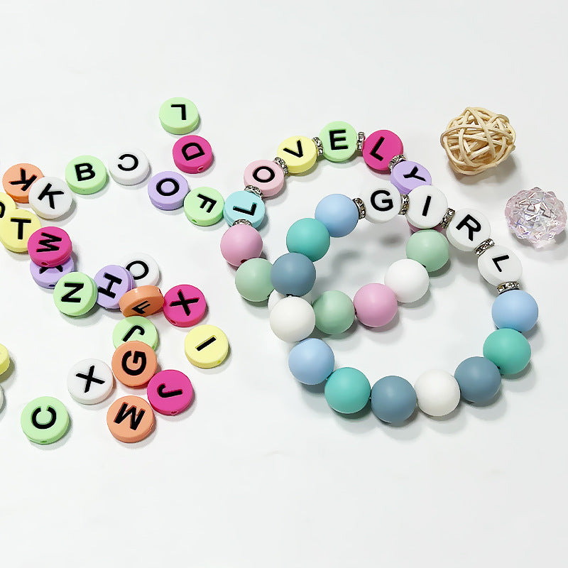 Wholesale 100pcs/pack Horizontal hole 26 letters bracelet silicone flat beads