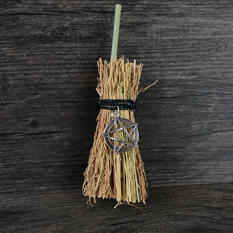 Wholesale mini broom pendant