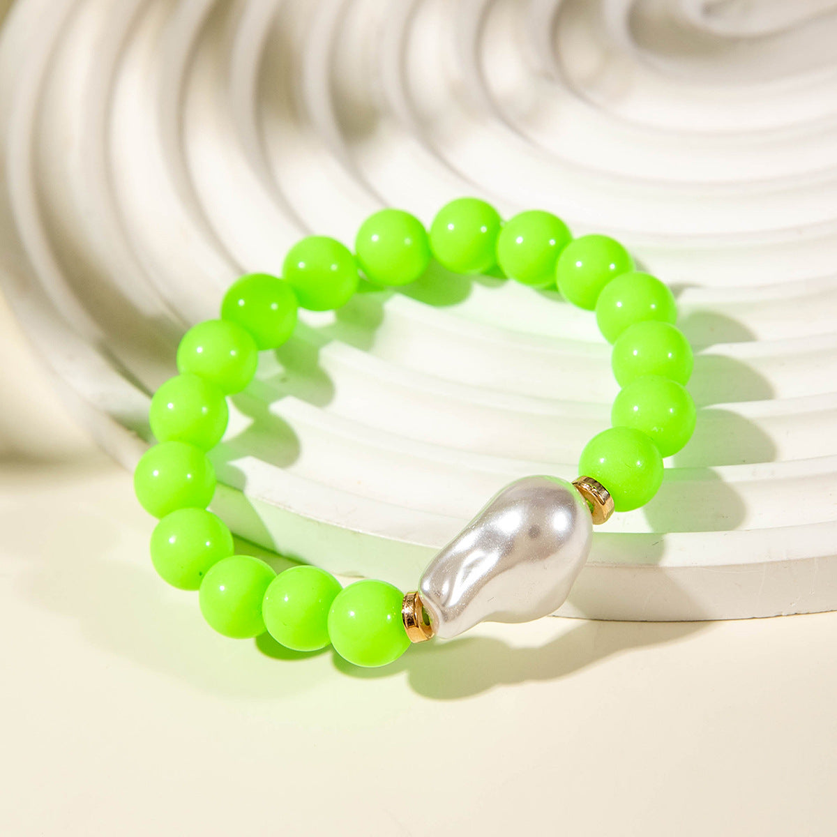 Wholesale fresh dopamine shaped imitation pearl color summer bracelet