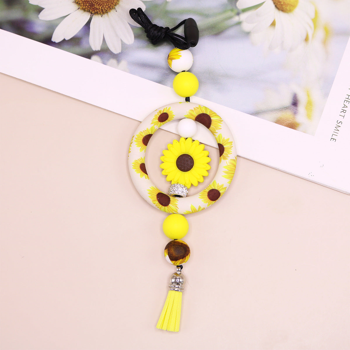 Wholesale Silicone Ring Keychain Christmas Cow Head Cross Flower Bead Pendant