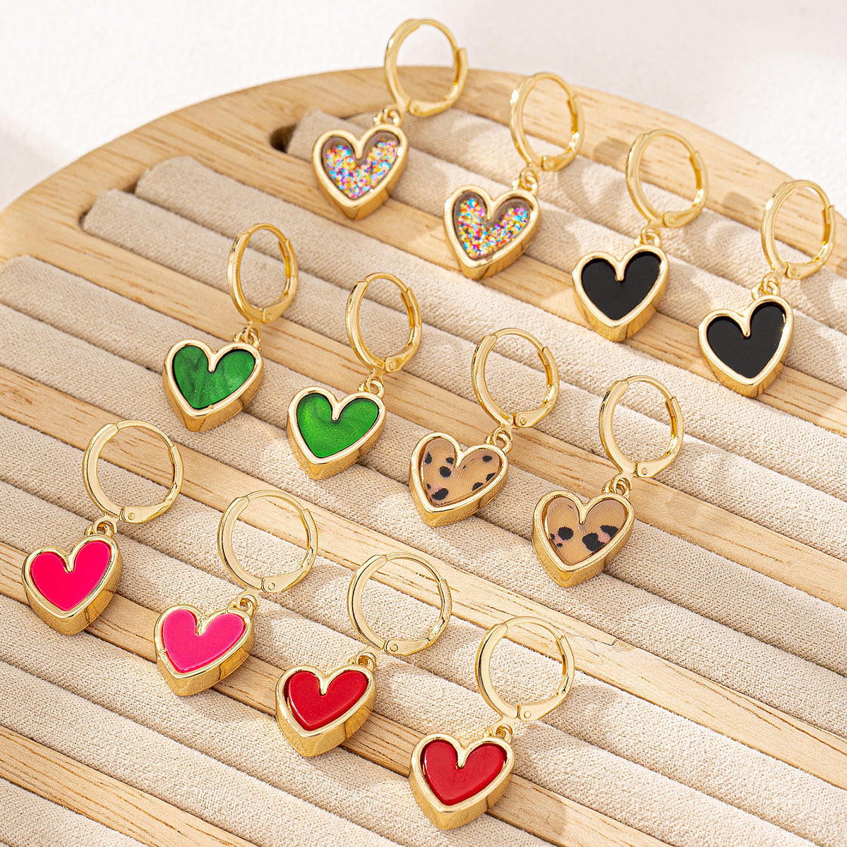 Wholesale 6 pcs/12 pcs set fashion exquisite zinc alloy oil leopard love earrings suit