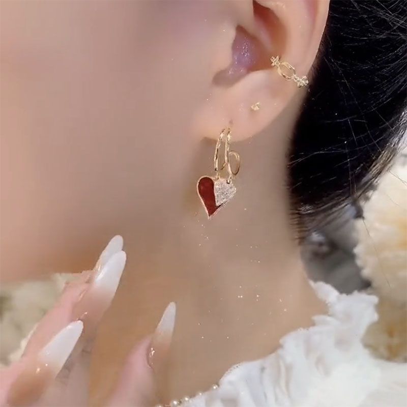 Wholesale Trendy Red Heart Shaped Earrings Zinc Alloy Electroplated Fashion Jewelry Accessory For Women