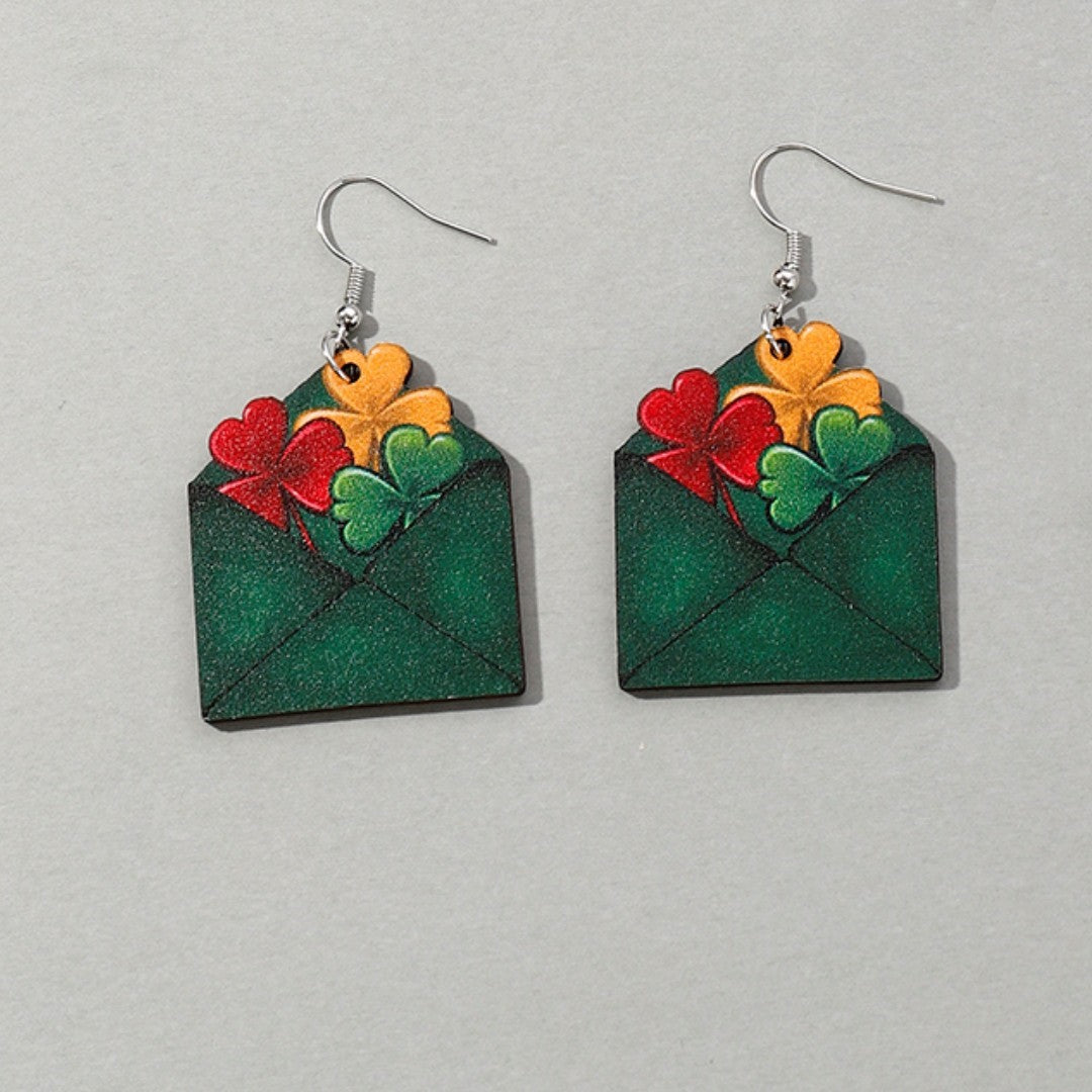 Wholesale St.  Patrick' s Day animal lucky grass rainbow wooden earrings
