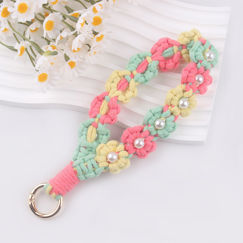 Wholesale pure hand-woven daisy pearl keychain