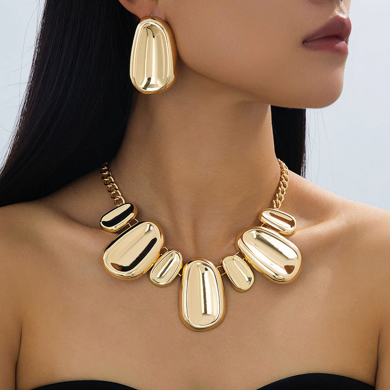 Wholesale Retro Drop Pendant Necklace And Earrings Set Exaggerated Alloy Geometric Jewelry Party Everyday Wear