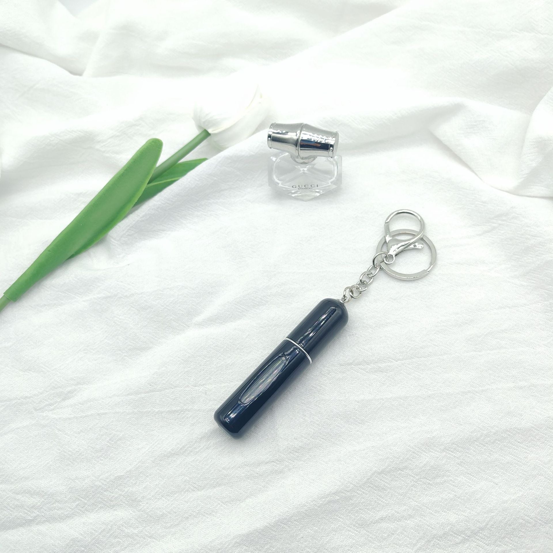 Wholesale bottom filling pump 5ml high color value sample key chain perfume bottle