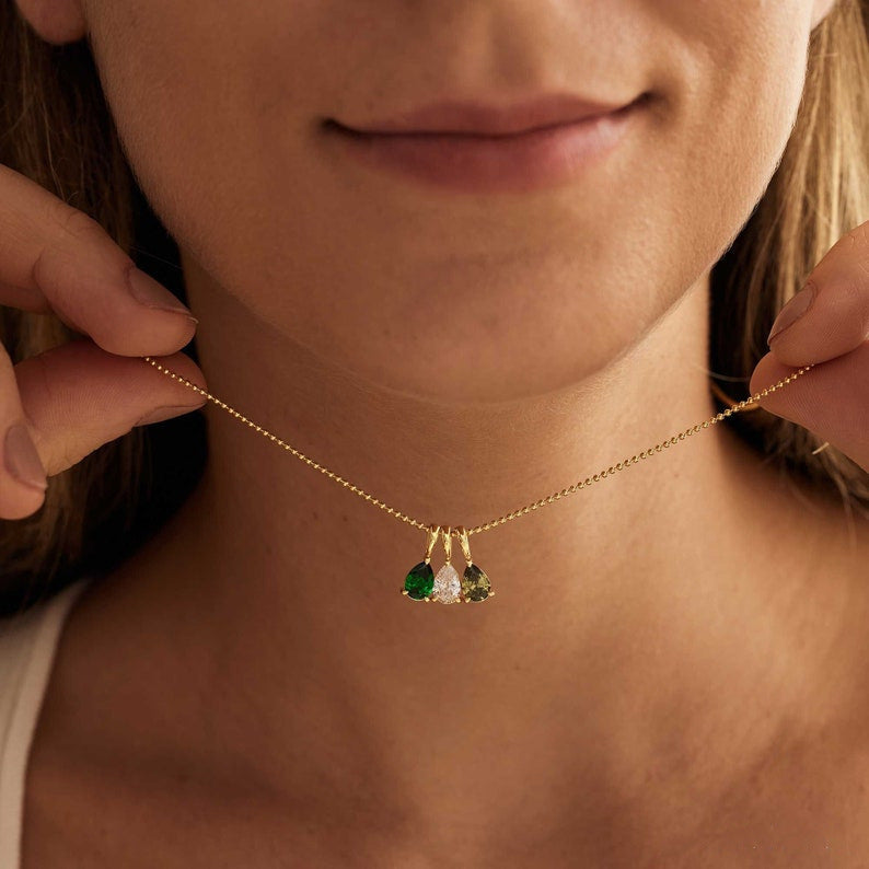 Wholesale Titanium Steel January Birthstone Drop Pendant Necklace 18K Gold Tone Stylish Jewelry Accessory For Gift And Daily Wear