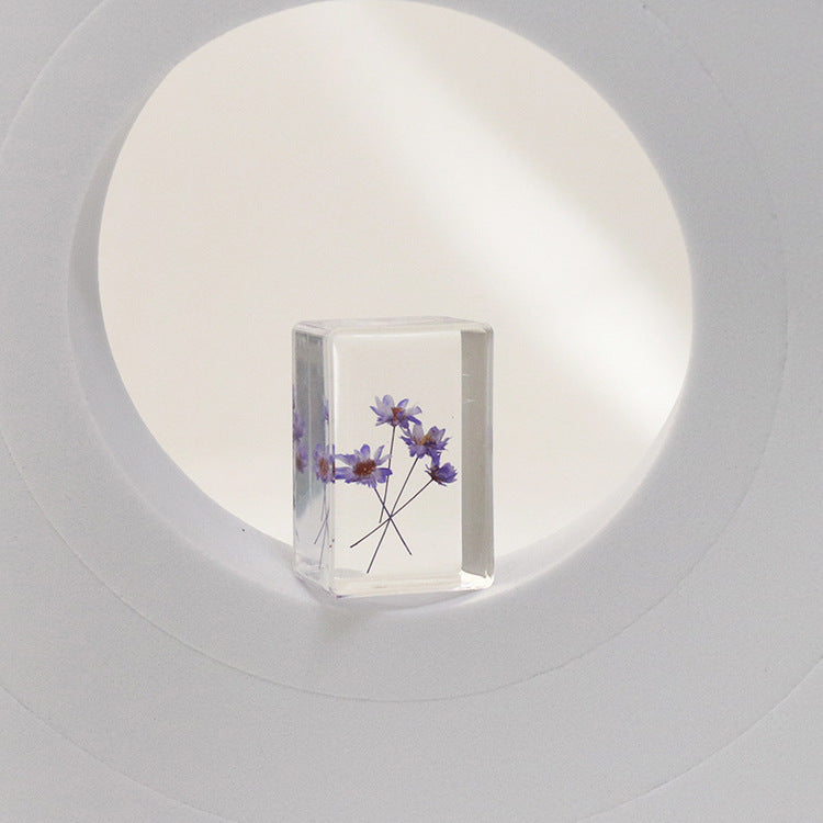 Wholesale 6pcs Small Star Flower Resin Crafts Real Flower Handmade Dripping Glue Ornaments