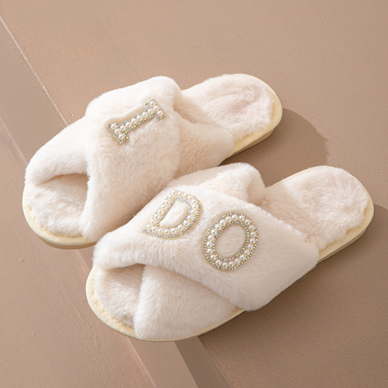 Wholesale Casual Cross Plush Slippers