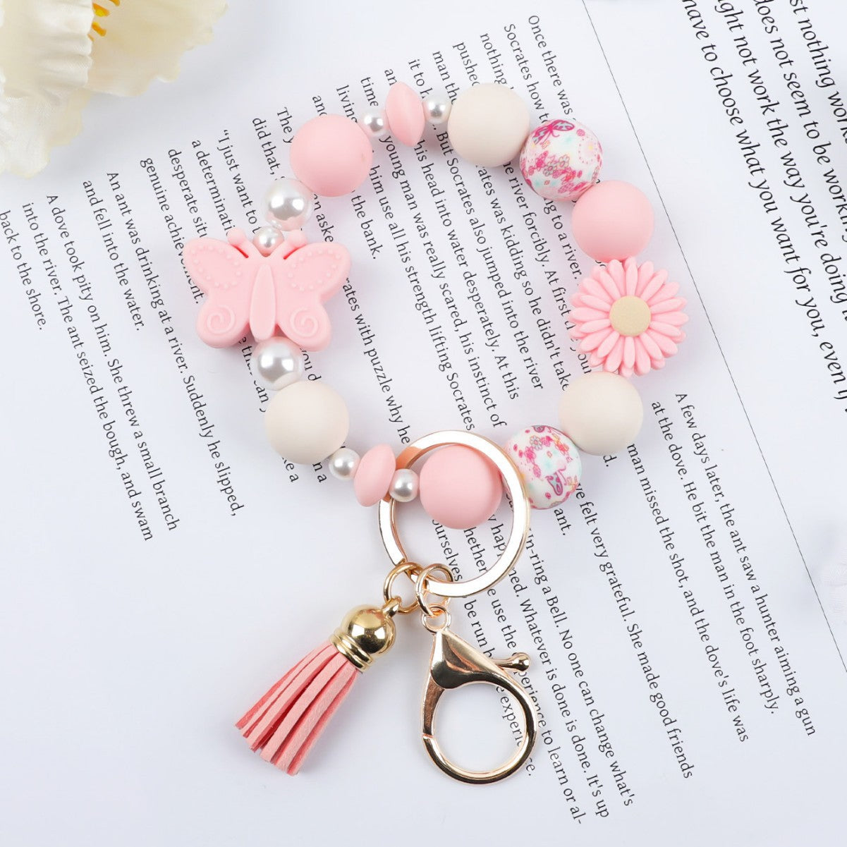 Wholesale  silicone printed wooden bead keychain bracelet key pendant