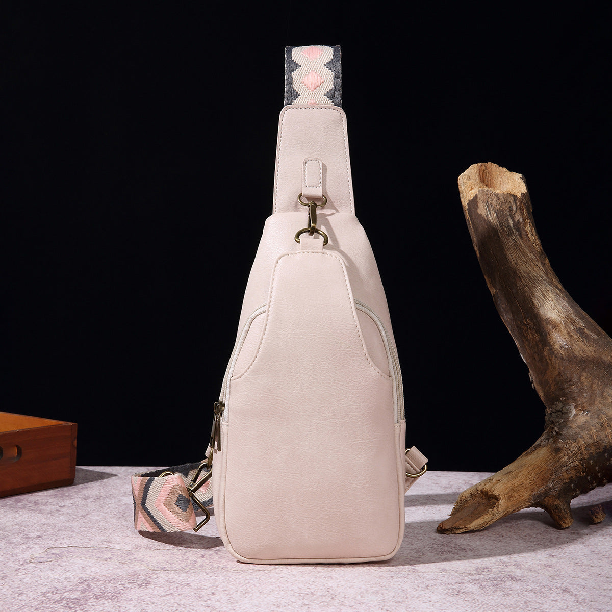 Wholesale Casual Chest Bag PU Solid Color Crossbody Bag Retro Bohemian Style Waist Bag