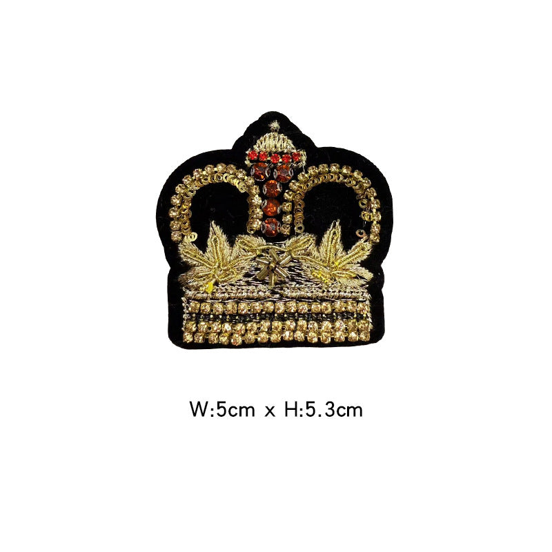 Wholesale Stylish Western College Embroidered Patches With Silver Bee And Lion Designs Acrylic Badges For Suits And School Uniforms