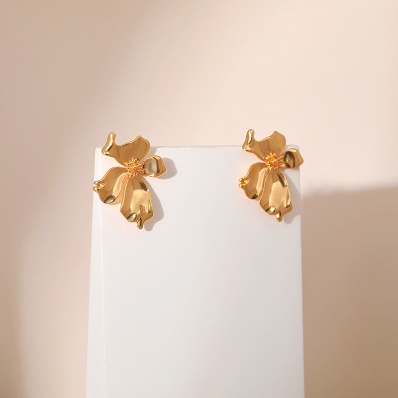 Wholesale Irregular Floral Shape Gold Plated Earrings