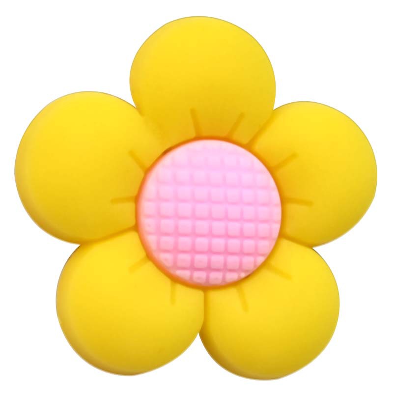 Wholesale Random 100pcs Colored Flower Shaped Focal Beads