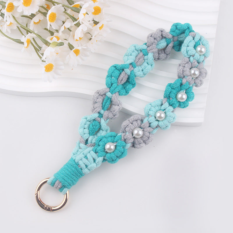 Wholesale pure hand-woven daisy pearl keychain