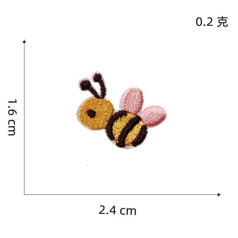 Wholesale Polyester Bee Cartoon Bird Embroidery Patch Self Adhesive Cloth Sticker For DIY Clothing And Phone Case Decoration Stylish Gift